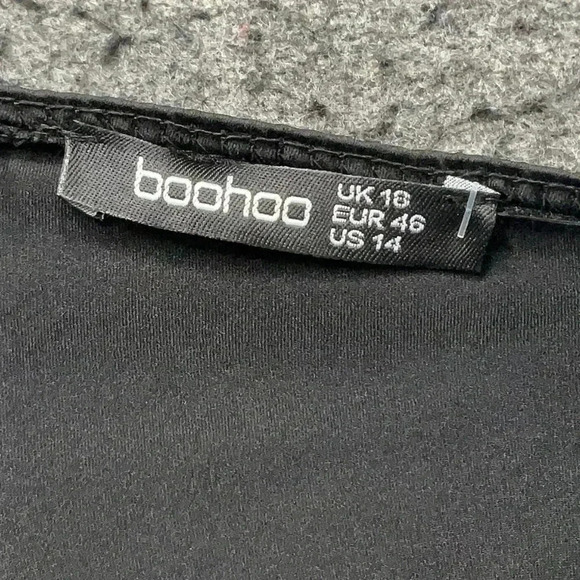 Boohoo PLUS ASYMMETRIC SATIN COWL CAMISOLE Black Size 14 NWT - Picture 7 of 9